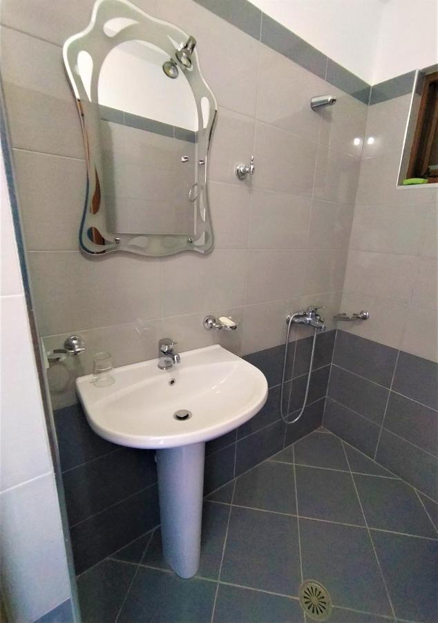Ahmeti Rooms Ksamil Dış mekan fotoğraf